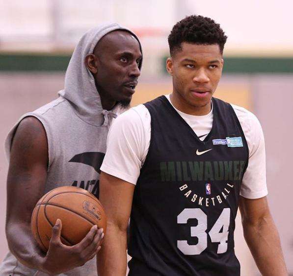 为了一个转 为了一个转