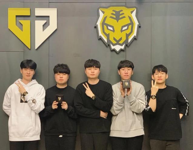 各球队在这 各球队在这