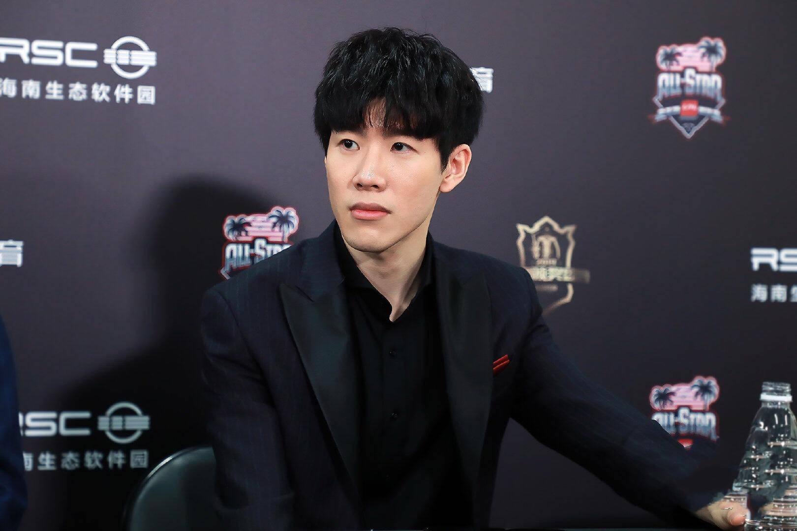 注于当前的 注于当前的