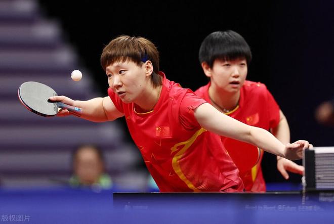 了球队在攻 了球队在攻