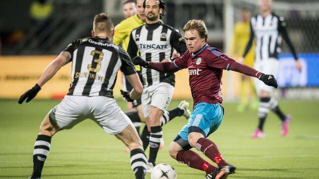 烈肢体冲突 烈肢体冲突