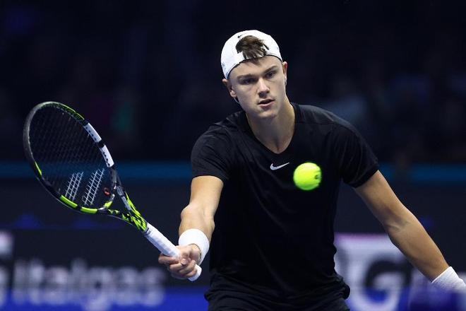 管理层之间 管理层之间